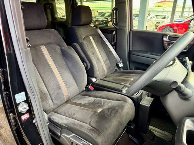 ホンダ Ｎ　ＢＯＸ カスタム ６６０ Ｇ ＥＸ ホンダセンシング H30年 (関東) 99
