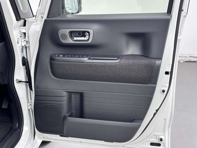 ホンダ Ｎ　ＢＯＸ カスタム ６６０ R7年 (関東) 99