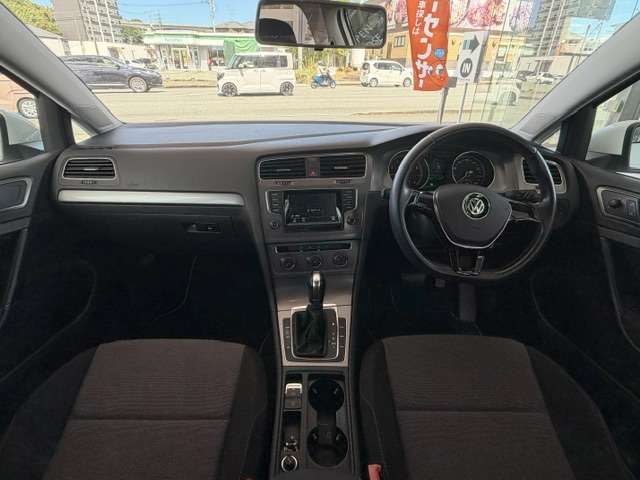 フォルクスワーゲン ゴルフ ＴＳＩ　トレンドライン H27年 (九州・沖縄) 99