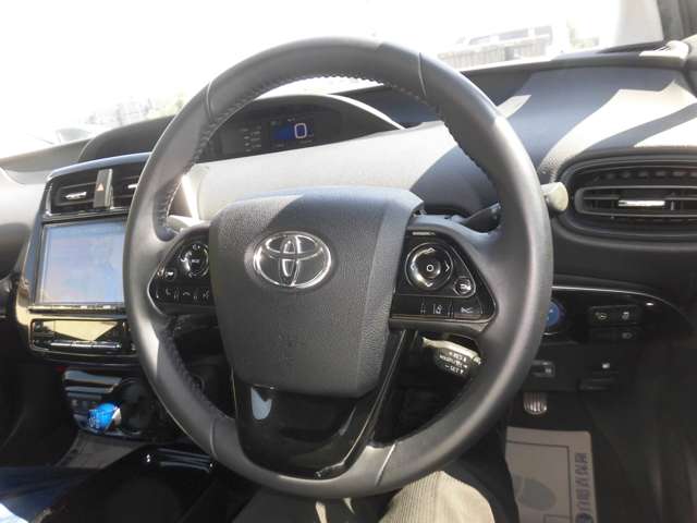 トヨタ プリウス １．８ Ｓ セーフティ プラス H30年 (東海) 99
