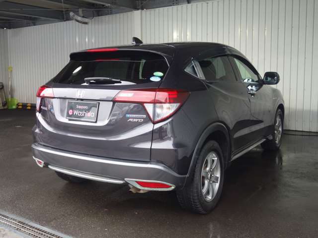 ホンダ ヴェゼル １．５ ハイブリッド Ｘ ４ＷＤ H27年 (北海道) 99