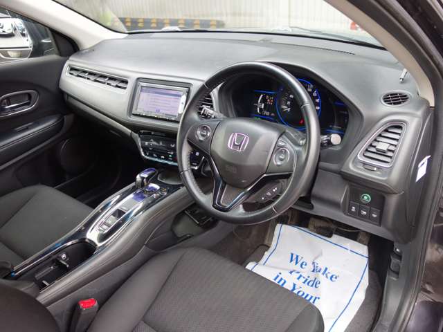ホンダ ヴェゼル １．５ ハイブリッド Ｘ ４ＷＤ H27年 (北海道) 99
