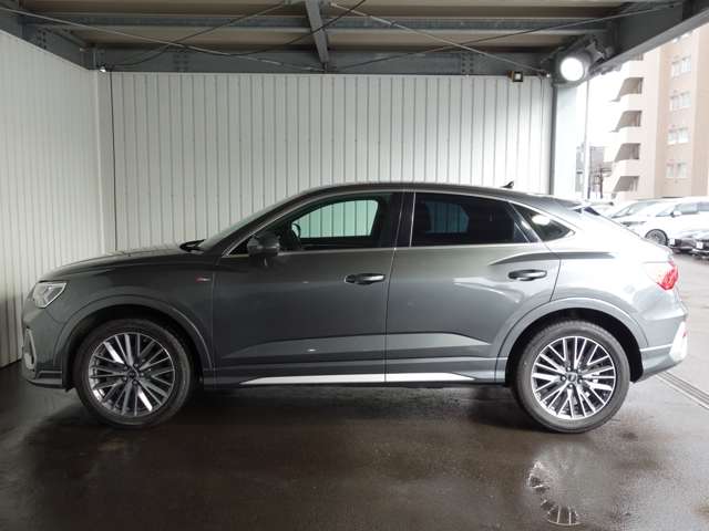 アウディ Ｑ３　スポーツバック ３５ ＴＤＩ クワトロ Ｓライン ディーゼルターボ ４ＷＤ R3年 (北海道) 99