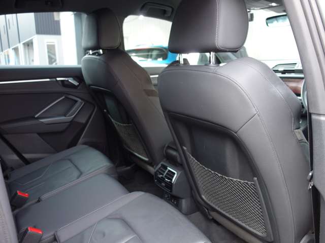 アウディ Ｑ３　スポーツバック ３５ ＴＤＩ クワトロ Ｓライン ディーゼルターボ ４ＷＤ R3年 (北海道) 99