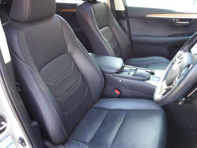 レクサス ＮＸ３００ｈ ３００Ｈ バージョンＬ ４ＷＤ H26年 (北海道) 99