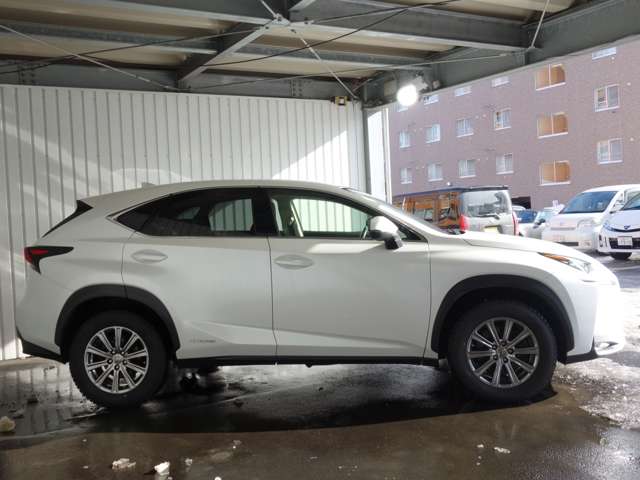 レクサス ＮＸ３００ｈ ３００Ｈ Ｉパッケージ ４ＷＤ H27年 (北海道) 99