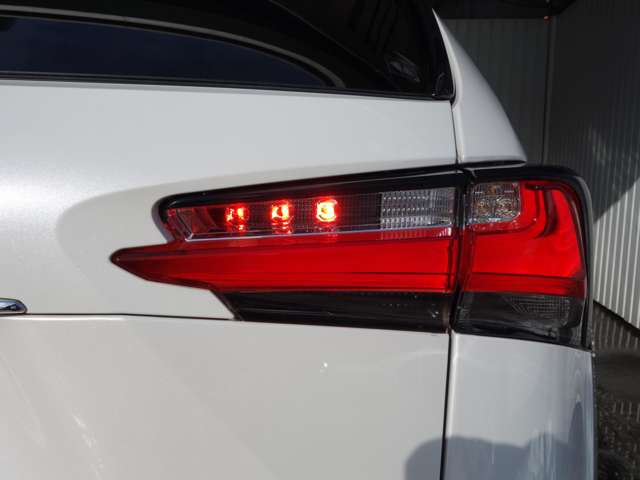 レクサス ＮＸ３００ｈ ３００Ｈ Ｉパッケージ ４ＷＤ H27年 (北海道) 99