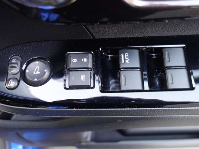 ホンダ Ｎ　ＢＯＸ カスタム ６６０ Ｇ ＥＸ ターボ ホンダセンシング ４ＷＤ H30年 (北海道) 99