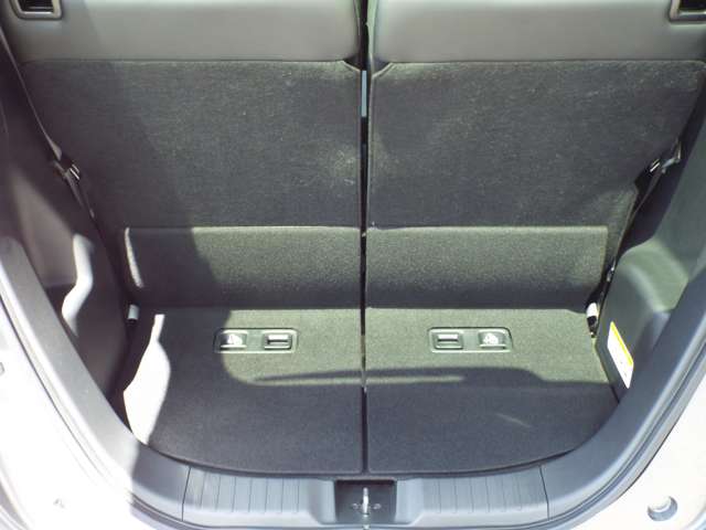 ホンダ Ｎ　ＢＯＸ カスタム ６６０ Ｌ ターボ R3年 (近畿) 99