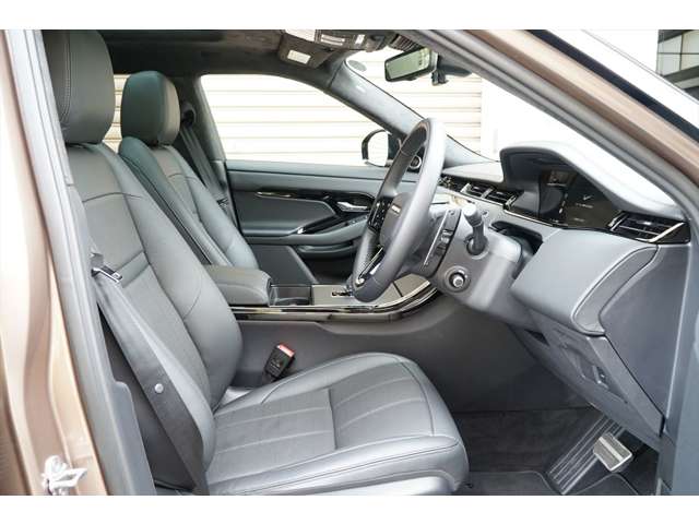 ランドローバー レンジローバーイヴォーク オートバイオグラフィ ２．０Ｌ Ｐ２５０ ４ＷＤ R6年 (関東) 99