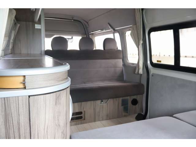 トヨタ ハイエースバン キャンピングカーファーストカスタム２ＷＤ H21年 (東北) 99