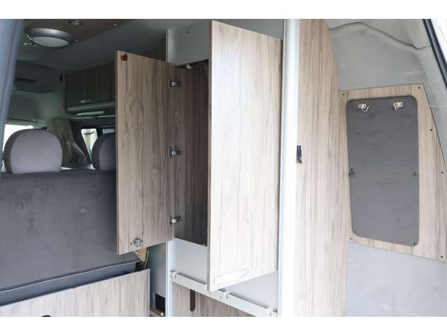 トヨタ ハイエースバン キャンピングカーファーストカスタム２ＷＤ H21年 (東北) 99