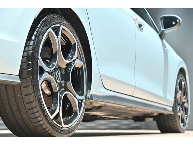 フォルクスワーゲン ゴルフ ＧＴＩ R7年 (関東) 99
