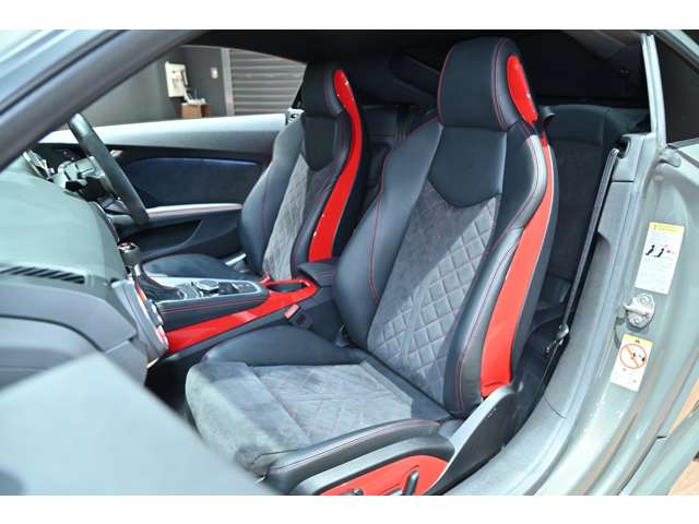 アウディ ＴＴ クーペ ファイナル エディション ４ＷＤ R5年 (関東) 99