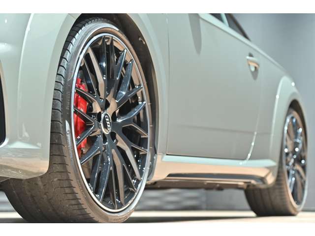 アウディ ＴＴ クーペ ファイナル エディション ４ＷＤ R5年 (関東) 99