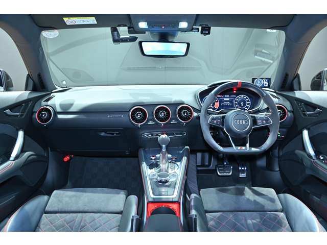 アウディ ＴＴ クーペ ファイナル エディション ４ＷＤ R5年 (関東) 99
