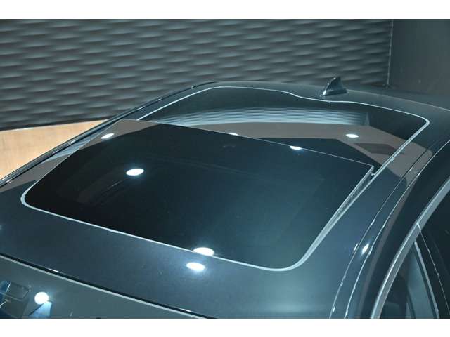 ＢＭＷ ７シリーズ Ｍ７６０ＬＩ Ｘドライブ Ｖ１２ エクセレンス ４ＷＤ H29年 (関東) 99