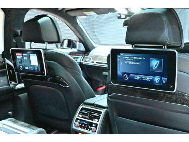 ＢＭＷ ７シリーズ Ｍ７６０ＬＩ Ｘドライブ Ｖ１２ エクセレンス ４ＷＤ H29年 (関東) 99