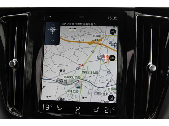 ボルボ ＸＣ６０ Ｔ５ ＡＷＤ モメンタム ４ＷＤ H29年 (関東) 99