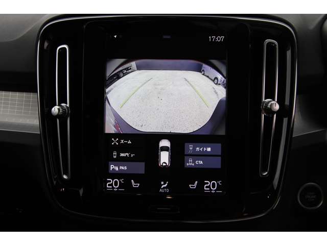 ボルボ ＸＣ４０ Ｔ４　モメンタム R2年 (関東) 99