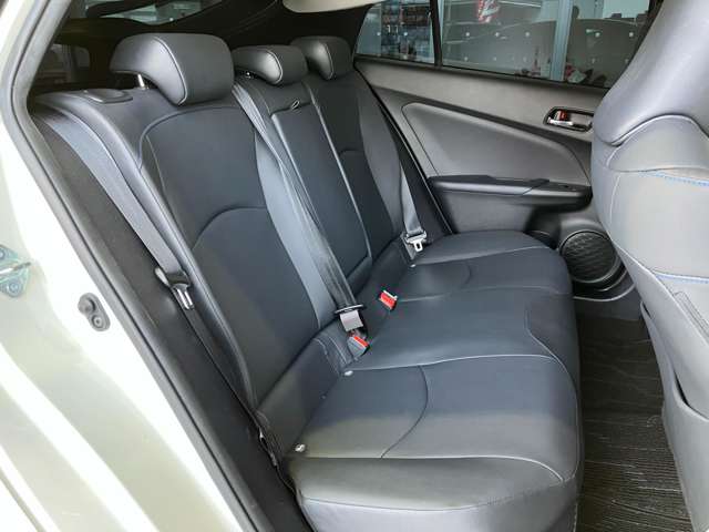 トヨタ プリウス １．８ Ｓ ツーリングセレクション R2年 (近畿) 99