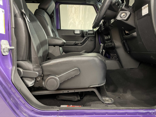 ジープ ラングラー　アンリミテッド アンリミテッド バックカントリー エディション ４ＷＤ H28年 (関東) 99