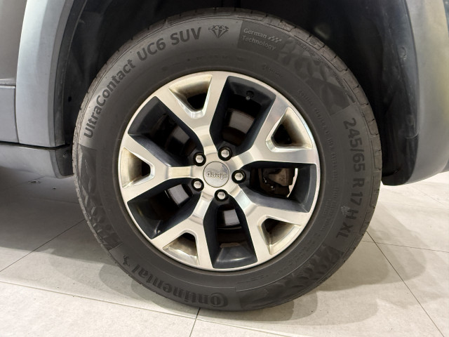 ジープ チェロキー トレイルホーク ４ＷＤ H27年 (関東) 99