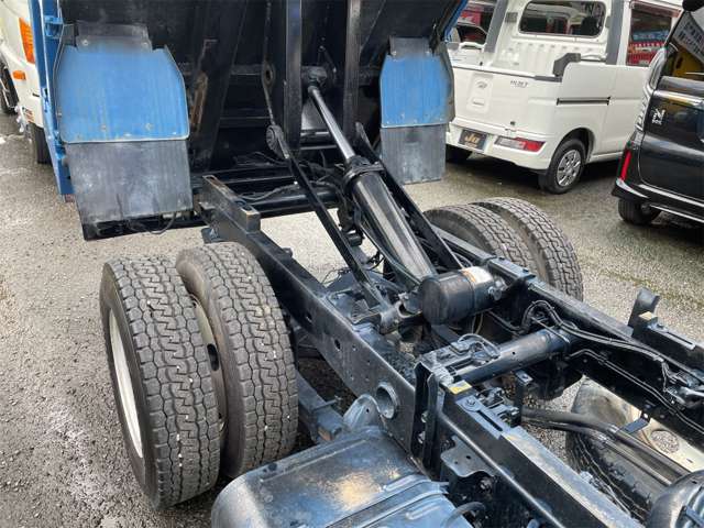 日野自動車 デュトロ ４．０ 全低床 ディーゼルターボ H27年 (九州・沖縄) 99