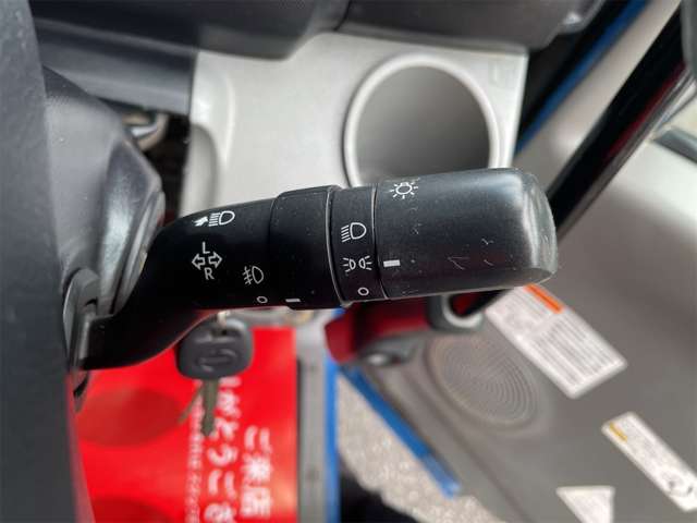 日野自動車 デュトロ ４．０ 全低床 ディーゼルターボ H27年 (九州・沖縄) 99