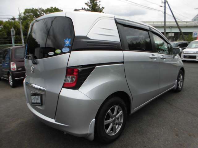 ホンダ フリードスパイク １．５ Ｇ ジャストセレクション H22年 (東海) 99