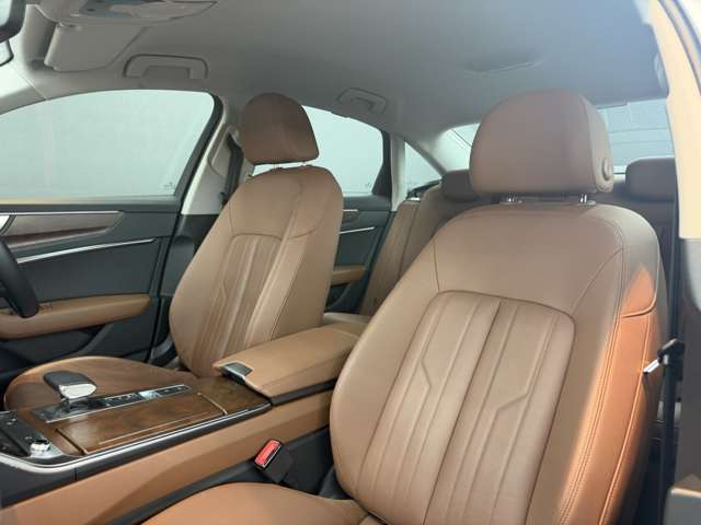 アウディ Ａ６ ５５ ＴＦＳＩ クワトロ デビューパッケージ ４ＷＤ R1年 (関東) 99