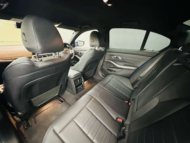 ＢＭＷ ３シリーズ ３３０ｉ　Ｍスポーツ R1年 (関東) 99