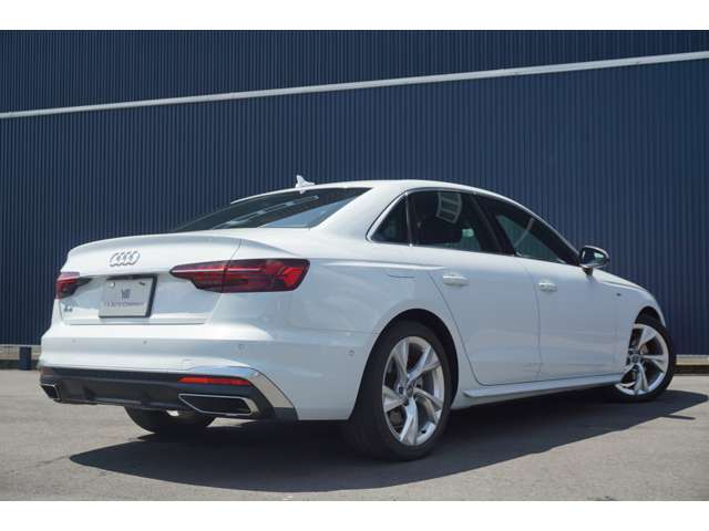 アウディ Ａ４ ３５　ＴＦＳＩ　Ｓライン R2年 (関東) 99