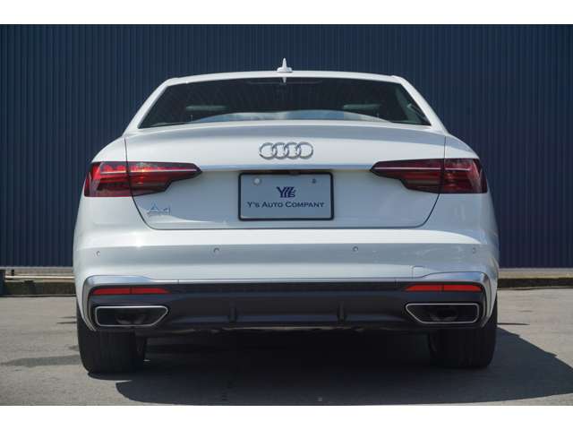 アウディ Ａ４ ３５　ＴＦＳＩ　Ｓライン R2年 (関東) 99