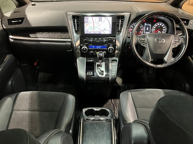 トヨタ ヴェルファイア ２．５ Ｚ ゴールデンアイズ R2年 (近畿) 99