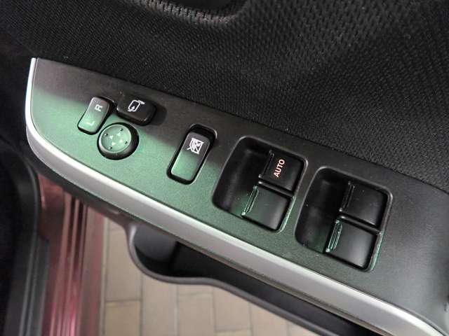 スズキ ソリオ １．２ バンディット ハイブリッド ＳＶ H30年 (近畿) 99