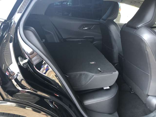 トヨタ プリウスＰＨＶ ２．０ プラグインハイブリッド Ｚ R5年 (近畿) 99