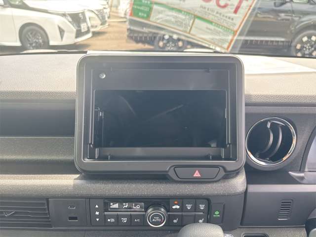ホンダ Ｎ　ＢＯＸ カスタム ６６０ R8年 (九州・沖縄) 99