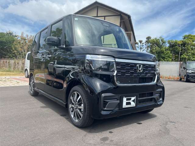 ホンダ Ｎ　ＢＯＸ カスタム ６６０ R8年 (九州・沖縄) 99