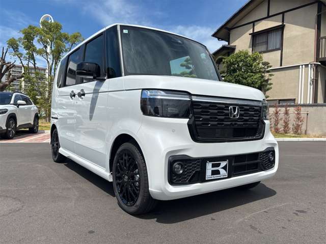 ホンダ Ｎ　ＢＯＸ カスタム ６６０ ターボ ブラック スタイル R7年 (九州・沖縄) 99