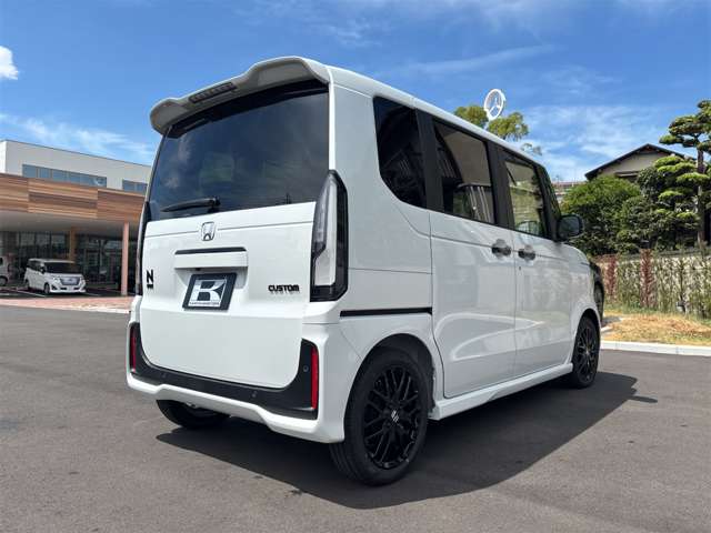 ホンダ Ｎ　ＢＯＸ カスタム ６６０ ターボ ブラック スタイル R7年 (九州・沖縄) 99