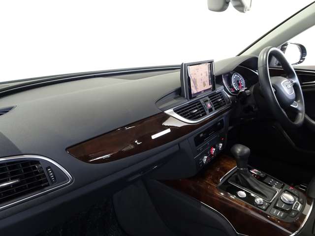 アウディ Ａ６　アバント ２．８ ＦＳＩ クワトロ ４ＷＤ H25年 (関東) 99