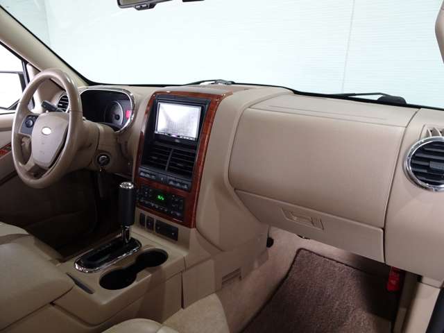フォード エクスプローラー Ｖ８ エディバウアー ４ＷＤ H20年 (関東) 99