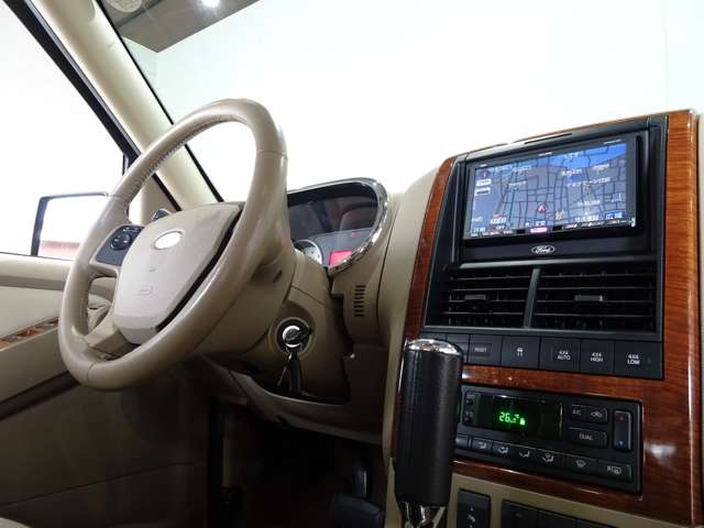 フォード エクスプローラー Ｖ８ エディバウアー ４ＷＤ H20年 (関東) 99