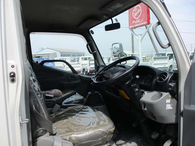 日野自動車 デュトロ Ｗキャブ H25年 (東海) 99