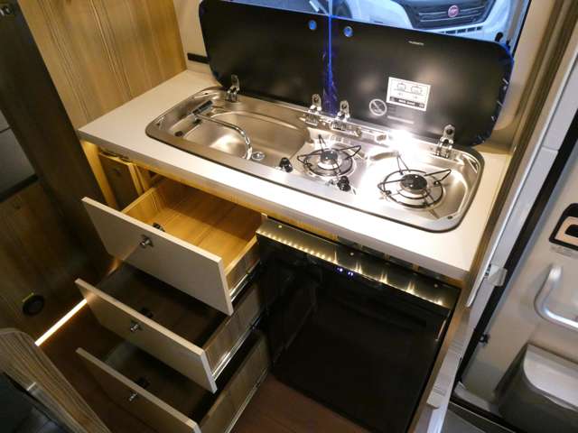 トヨタ カムロード バンテック R8年 (関東) 99