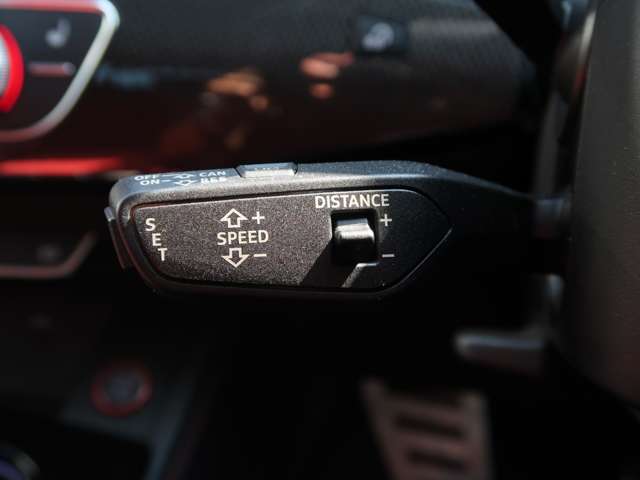 アウディ Ｓ４　アバント ３．０ ４ＷＤ R3年 (関東) 99