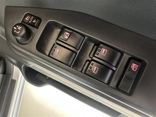 ダイハツ ウェイク ６６０ Ｇターボ リミテッド ＳＡＩＩＩ R2年 (中国) 99