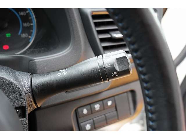 日産 リーフ Ｘ　Ｖセレクション R3年 (関東) 99