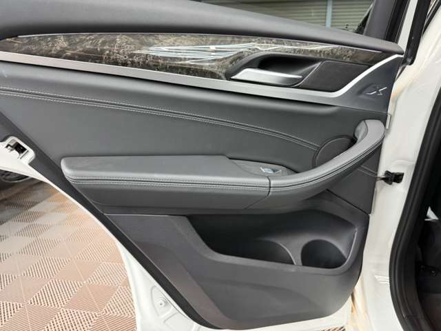 ＢＭＷ Ｘ４ Ｘドライブ２０Ｄ Ｍスポーツ ディーゼルターボ ４ＷＤ R2年 (関東) 99